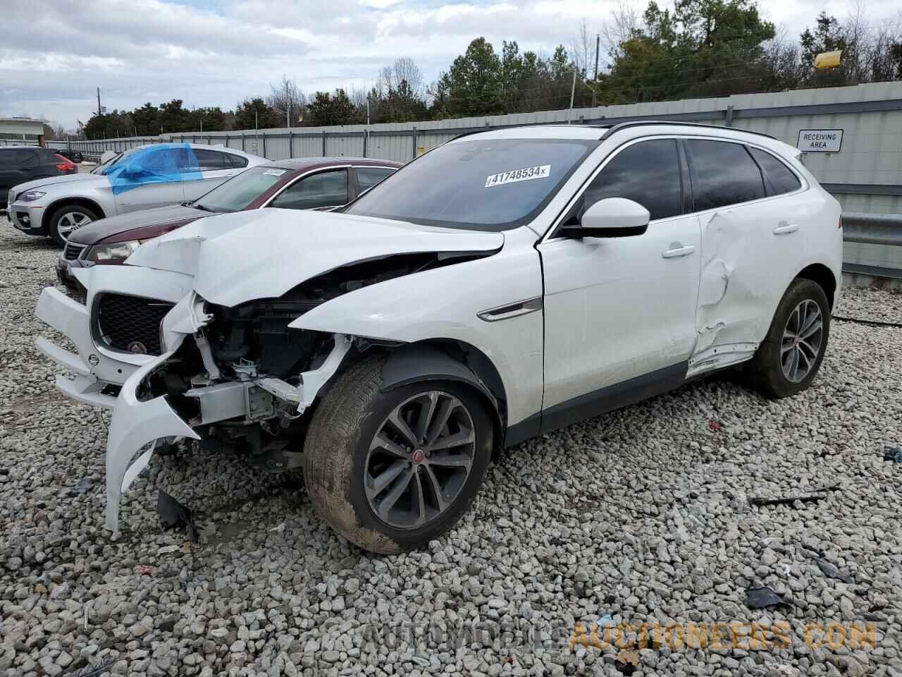 SADCJ2FX4KA610835 JAGUAR F-PACE 2019