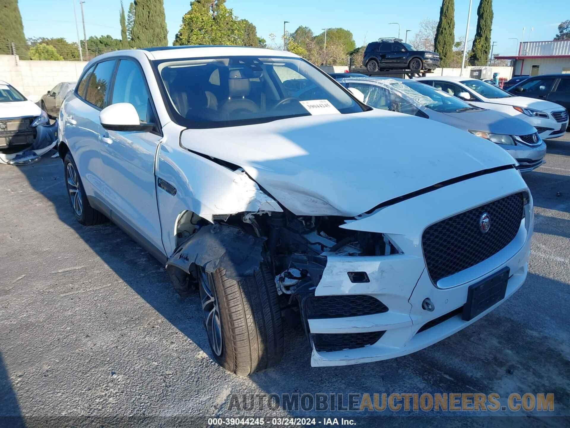 SADCJ2FX6JA293090 JAGUAR F-PACE 2018