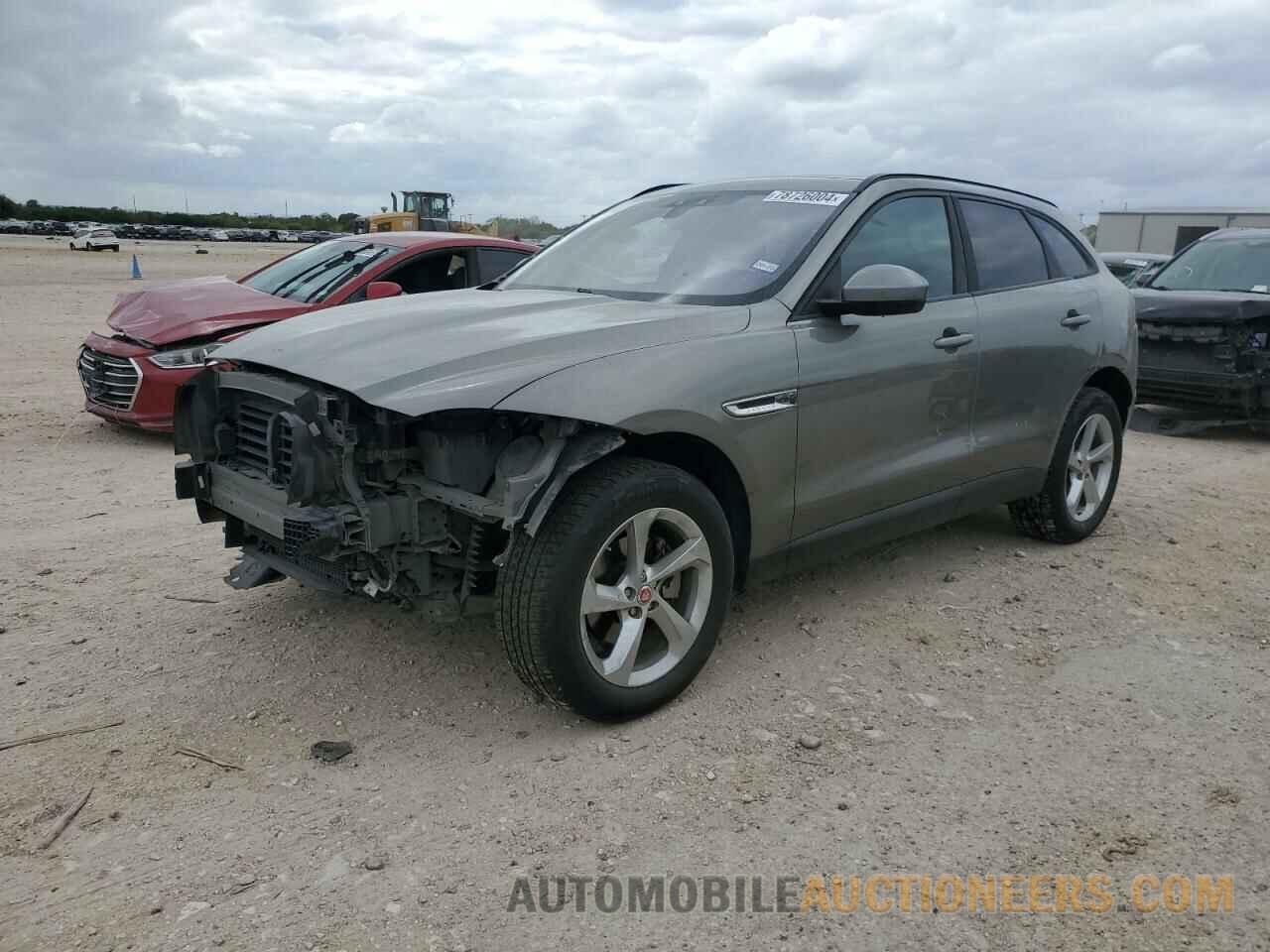 SADCJ2FX7JA250264 JAGUAR F-PACE 2018