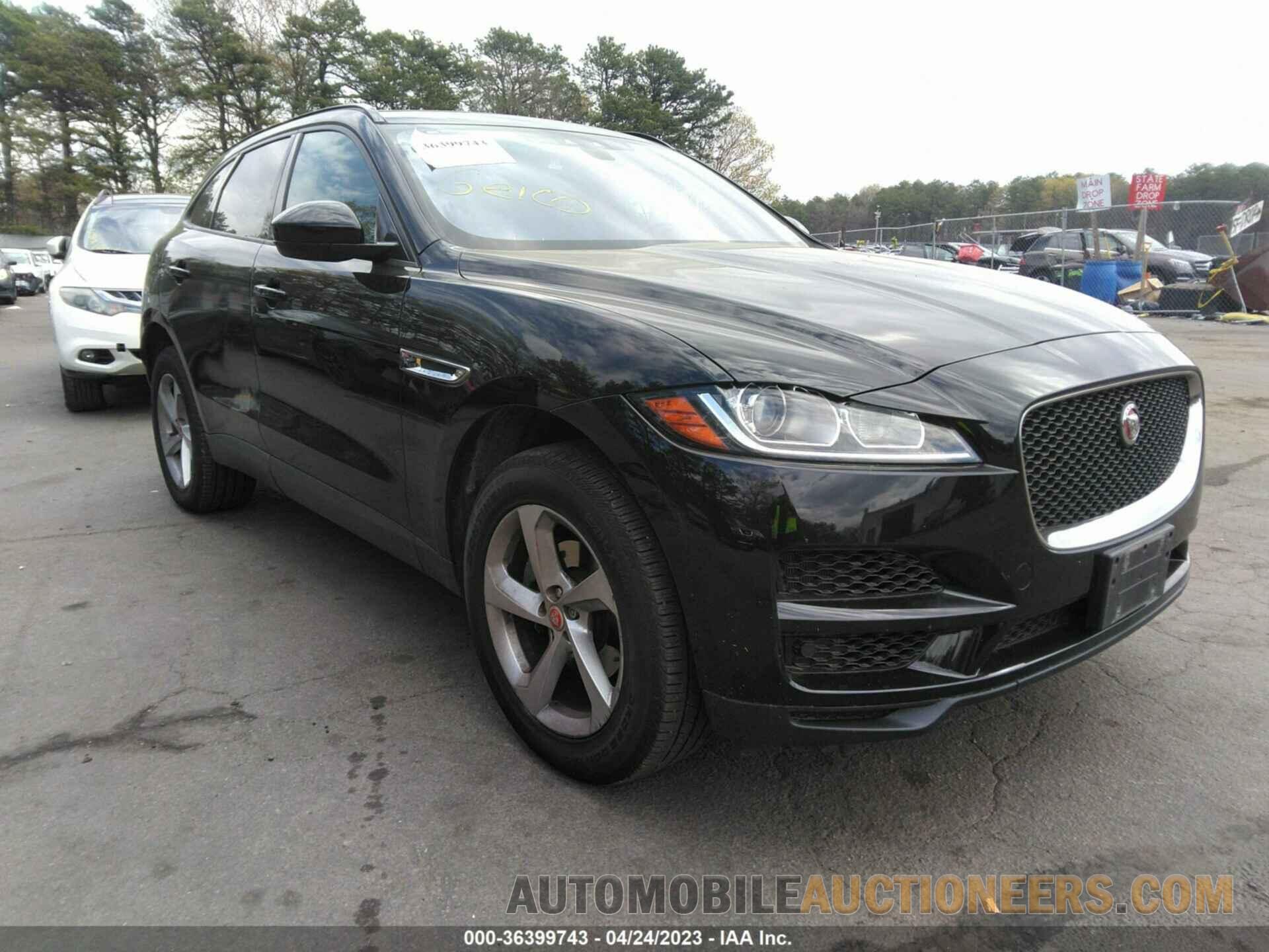 SADCJ2FX7JA323875 JAGUAR F-PACE 2018