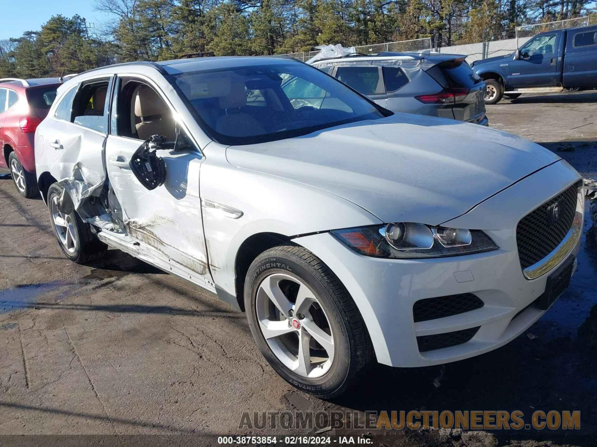 SADCJ2FX7LA628120 JAGUAR F-PACE 2020