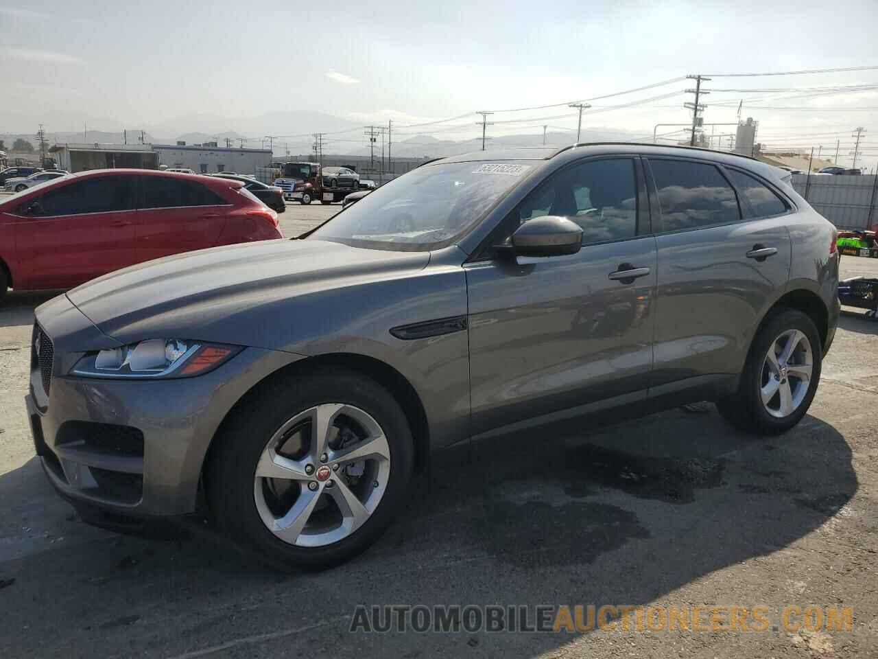 SADCJ2FX8JA293205 JAGUAR F-PACE 2018