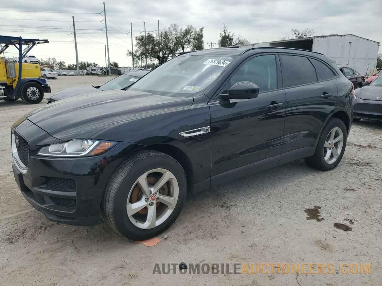 SADCJ2FX8JA322802 JAGUAR F-PACE 2018