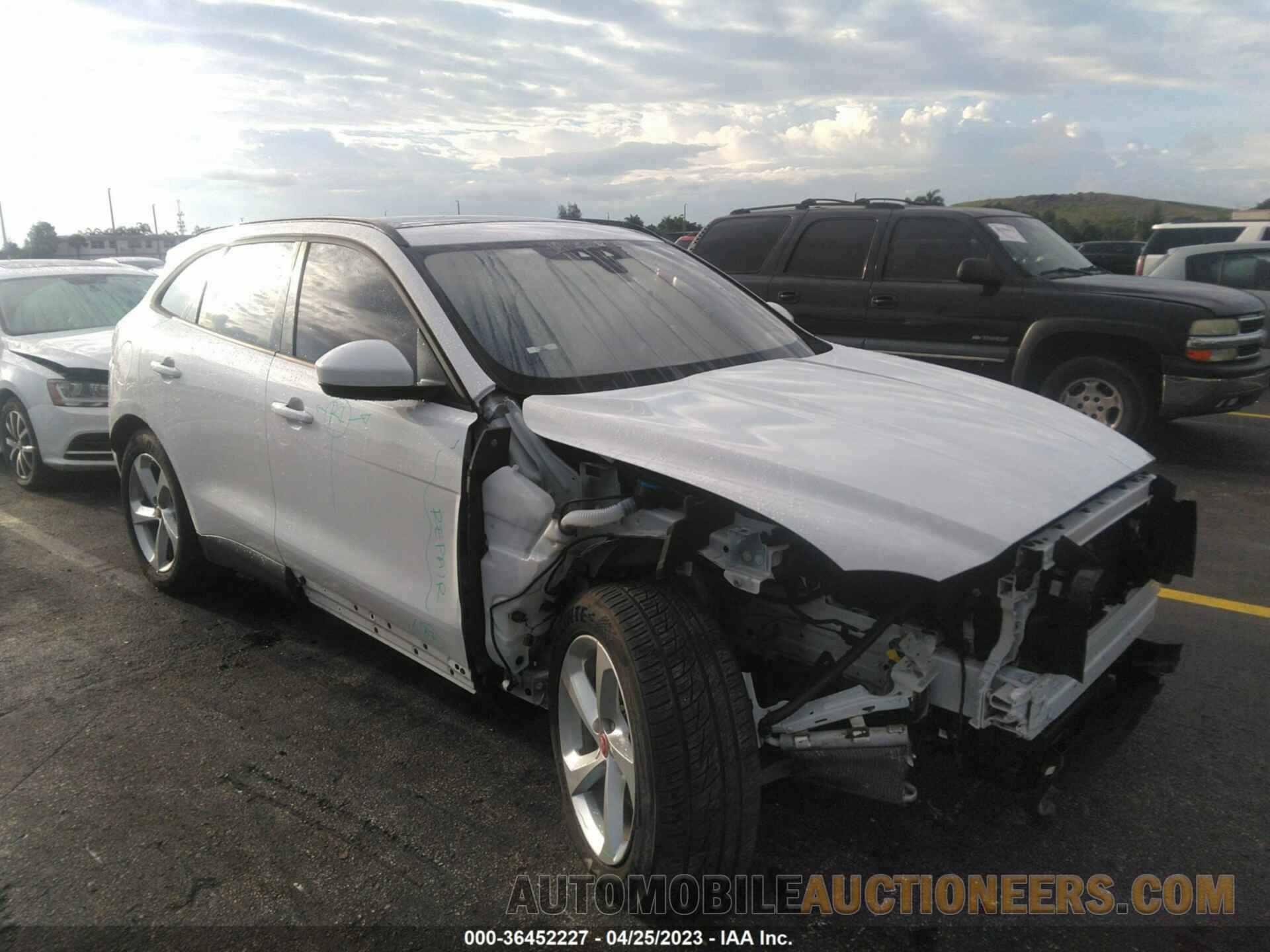 SADCJ2FX8JA329295 JAGUAR F-PACE 2018