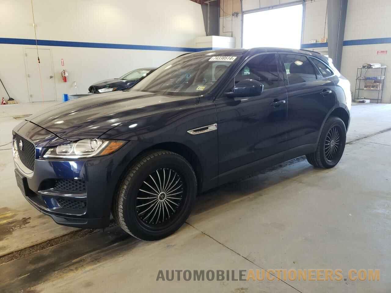 SADCJ2FXXJA275627 JAGUAR F-PACE 2018