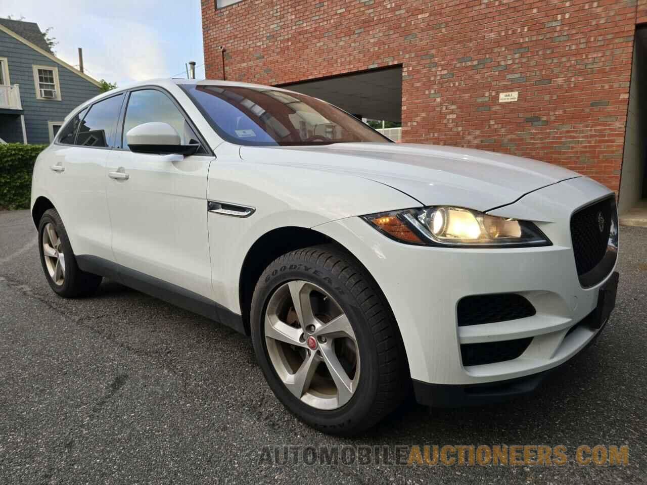 SADCJ2GX6JA238427 JAGUAR F-PACE 2018