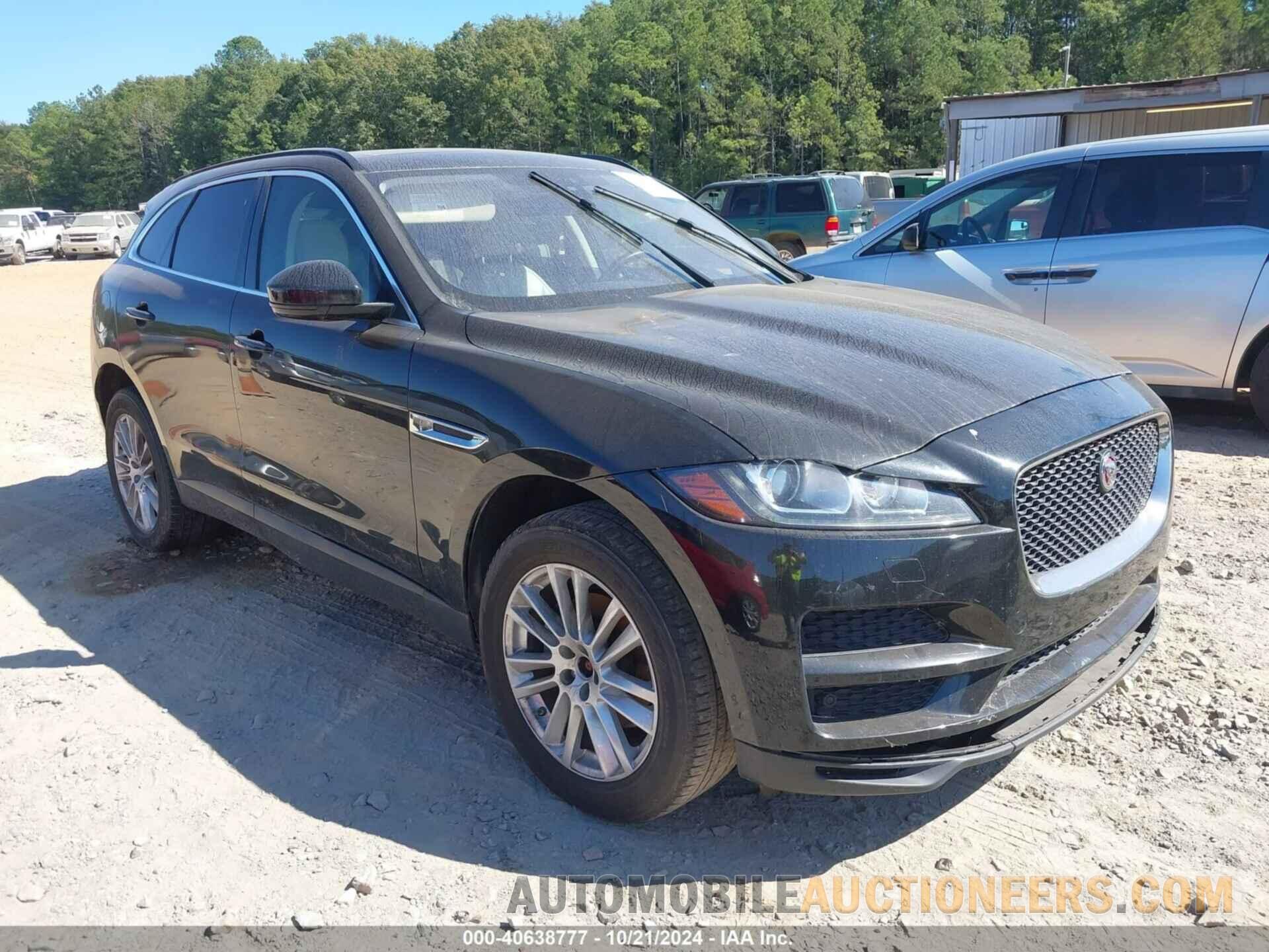 SADCK2BNXHA085483 JAGUAR F-PACE 2017