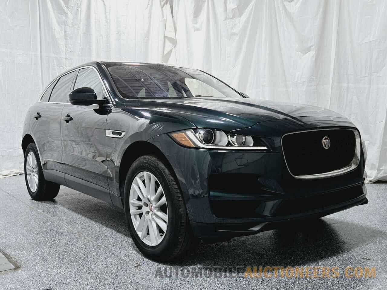 SADCK2BV3HA075782 JAGUAR F-PACE 2017