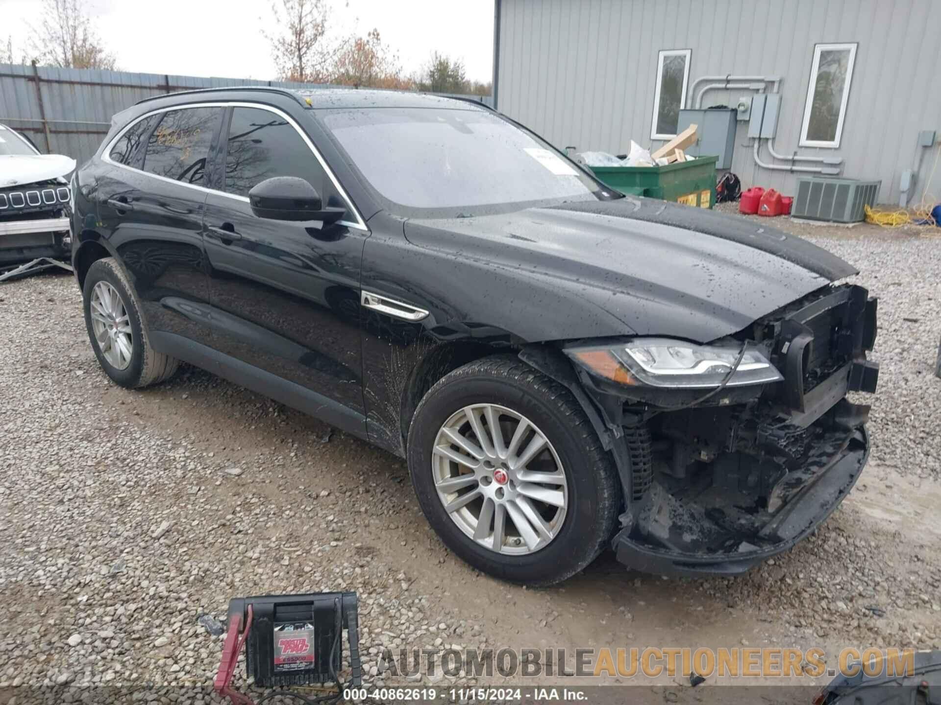 SADCK2BV6HA887416 JAGUAR F-PACE 2017