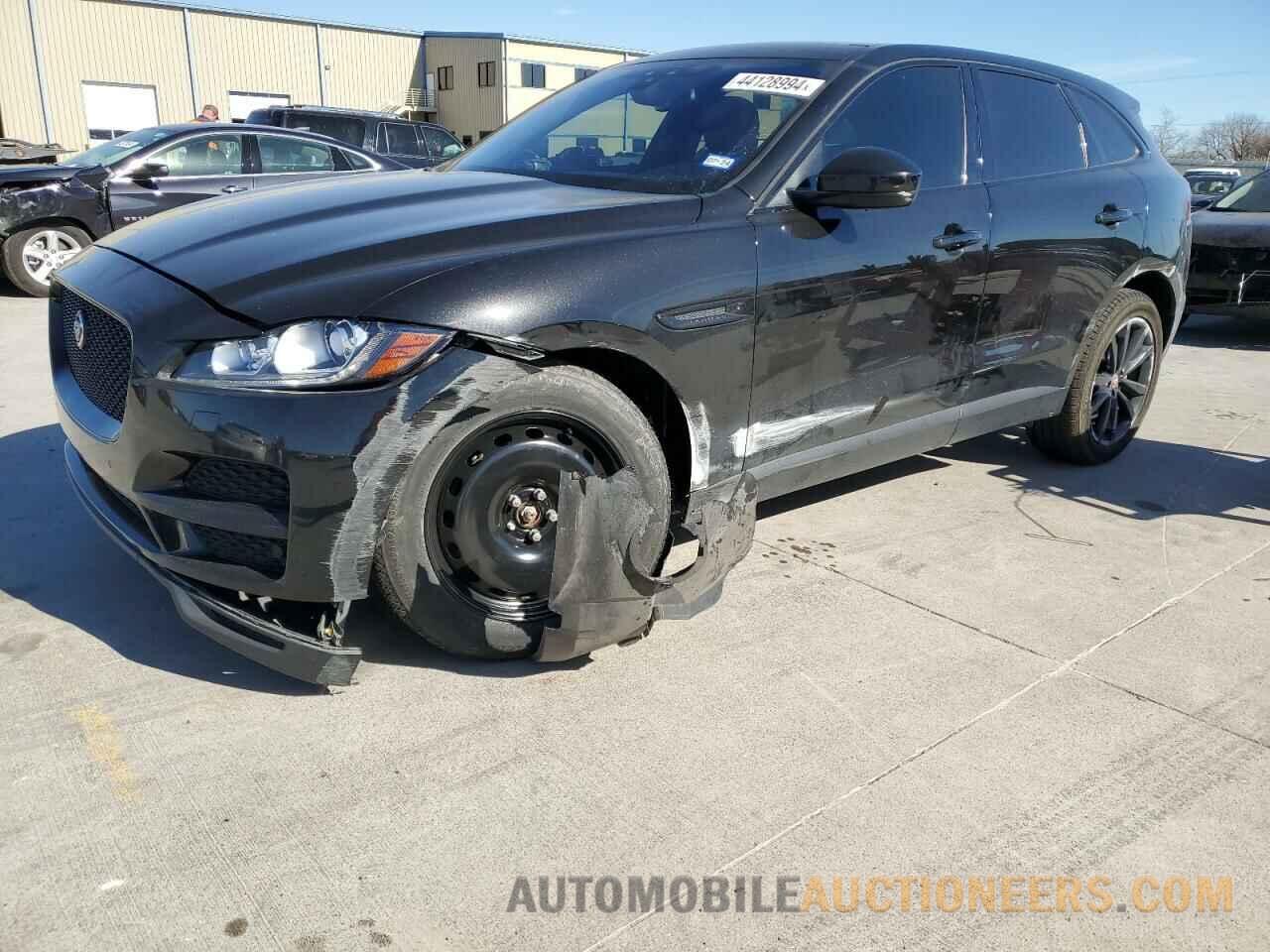 SADCK2BV9HA070926 JAGUAR F-PACE 2017