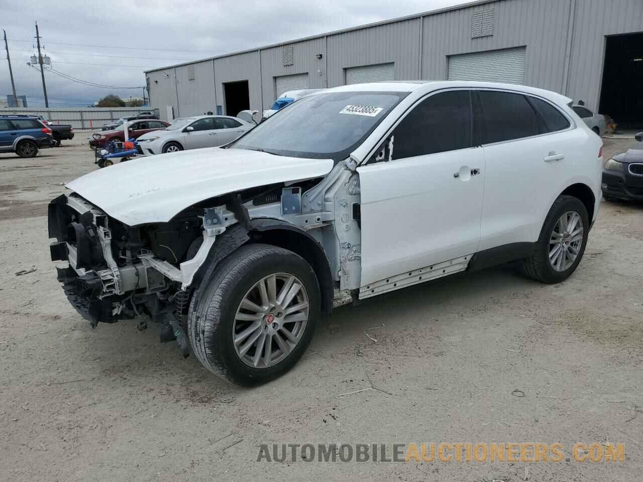 SADCK2BV9HA073227 JAGUAR F-PACE 2017