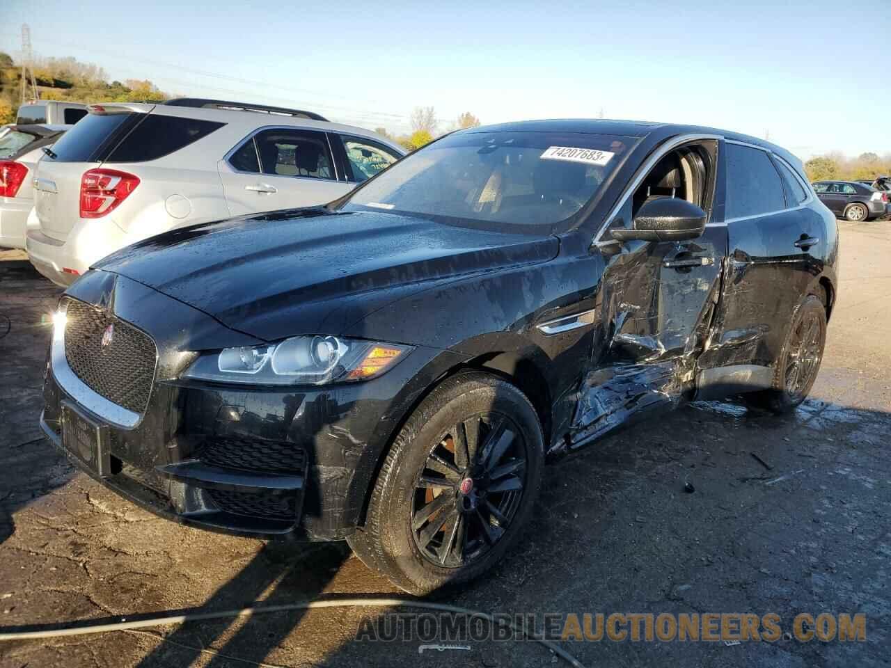 SADCK2GXXKA393917 JAGUAR F-PACE 2019