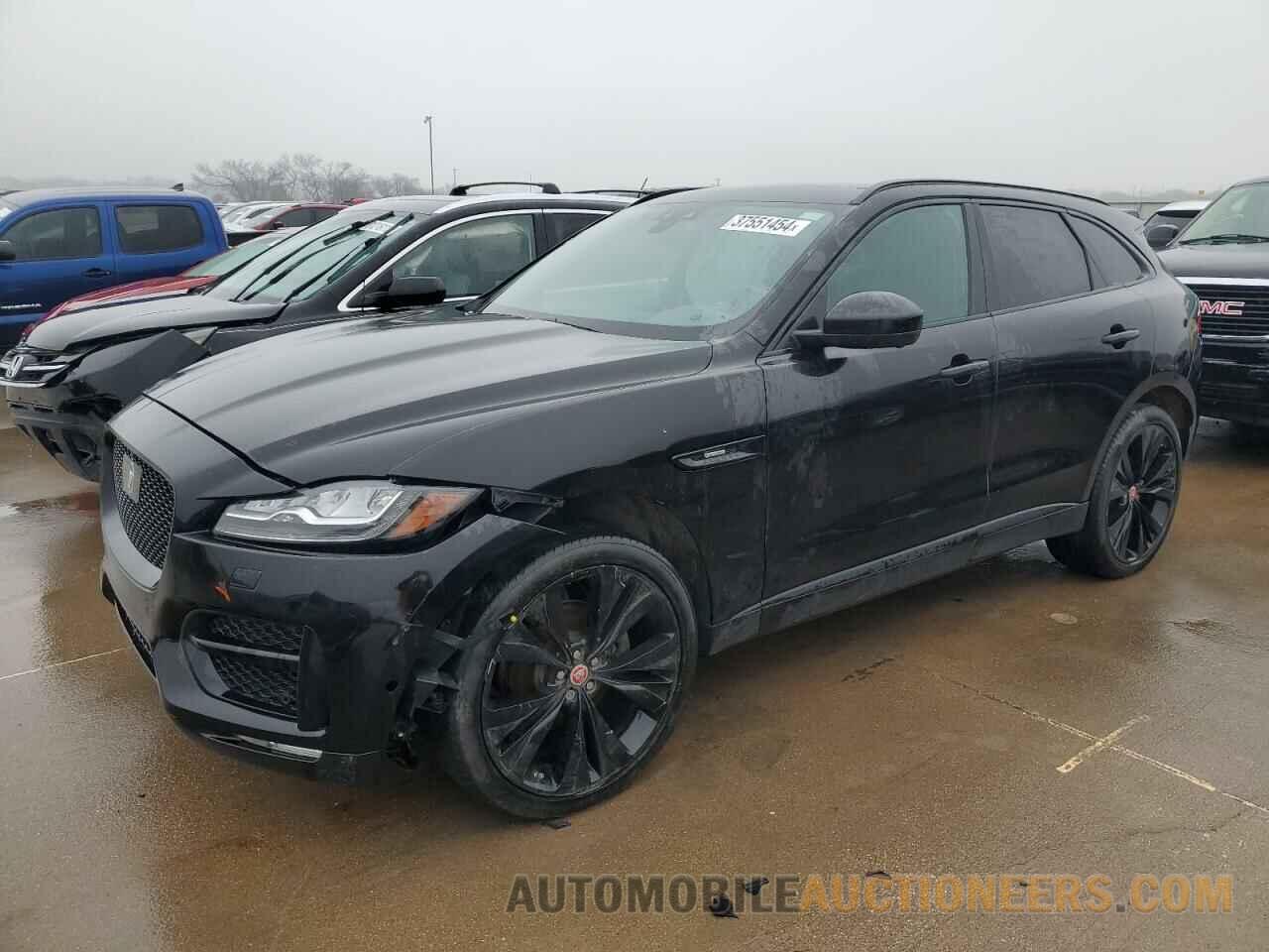 SADCL2BN6HA492438 JAGUAR F-PACE 2017