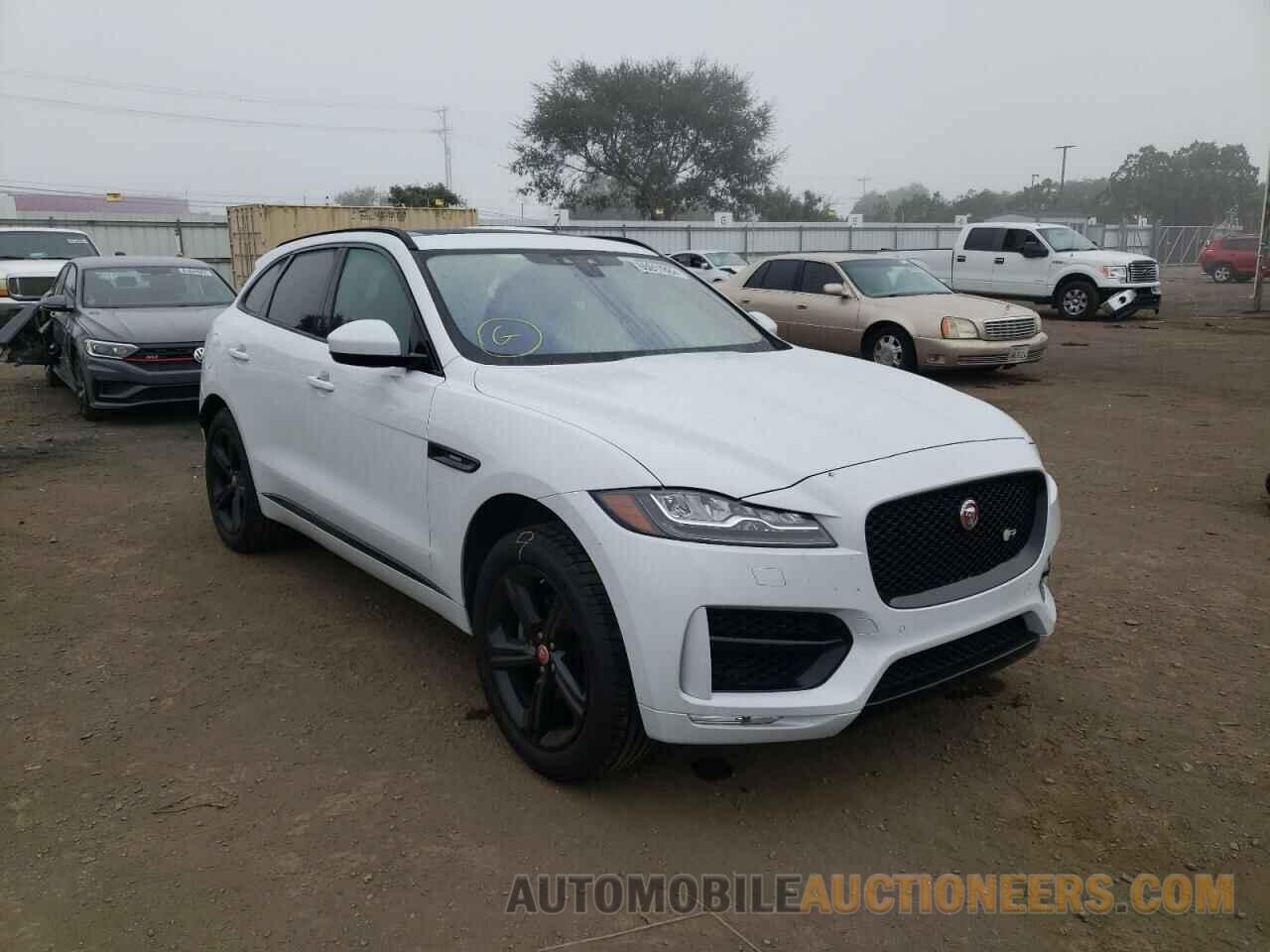 SADCL2BN8HA086807 JAGUAR F-PACE 2017