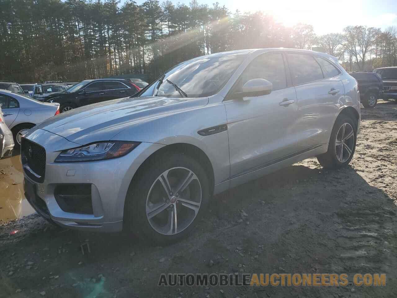 SADCL2BV0HA898618 JAGUAR F-PACE 2017