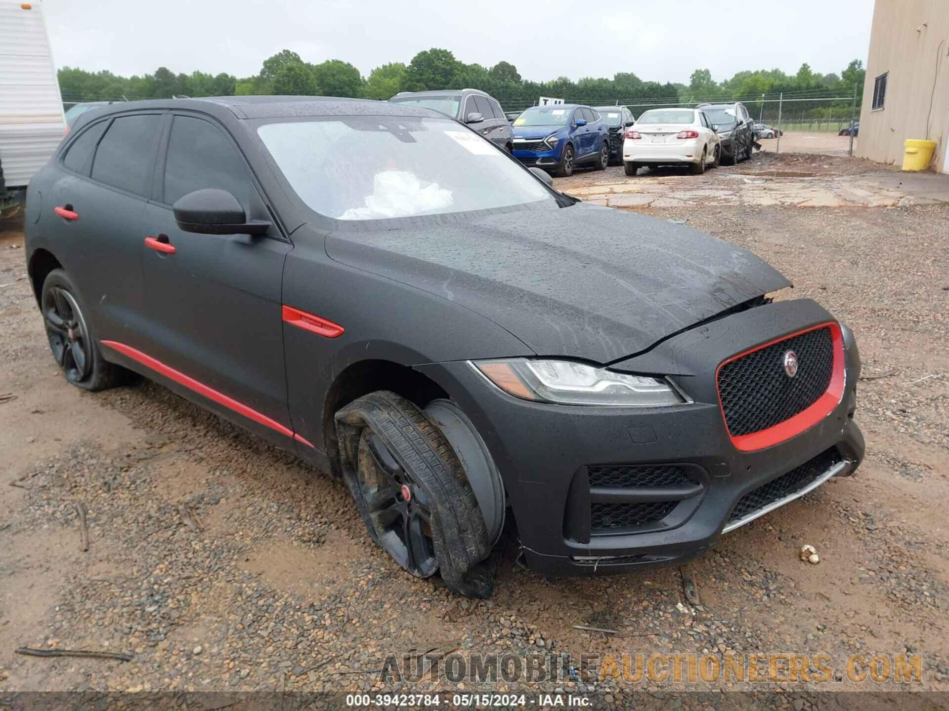 SADCL2BV1HA071663 JAGUAR F-PACE 2017