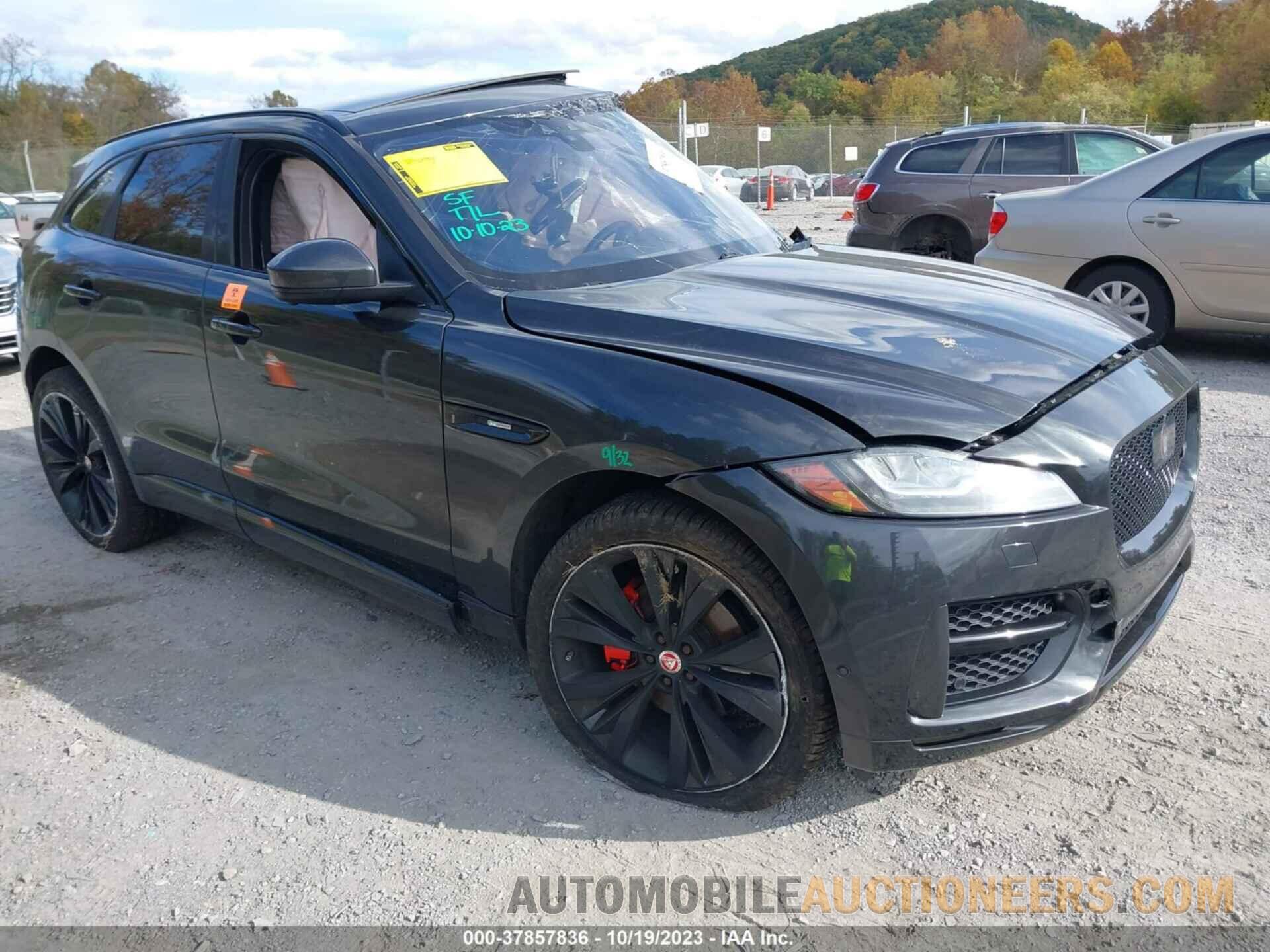 SADCL2BV2HA490668 JAGUAR F-PACE 2017