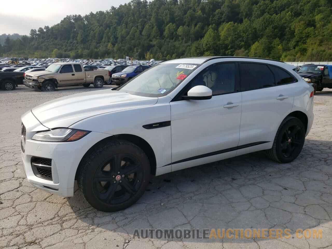 SADCL2BV3HA899083 JAGUAR F-PACE 2017