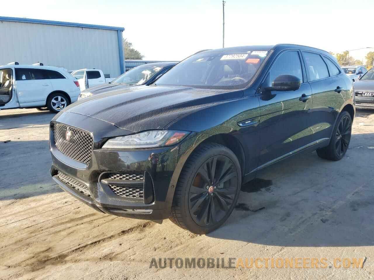 SADCL2BV3HA899780 JAGUAR F-PACE 2017