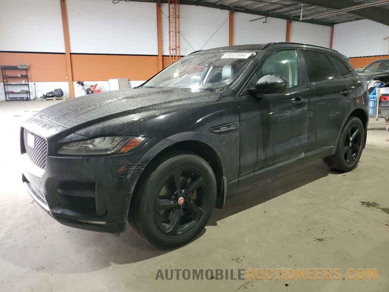 SADCL2BV5HA495475 JAGUAR F-PACE 2017