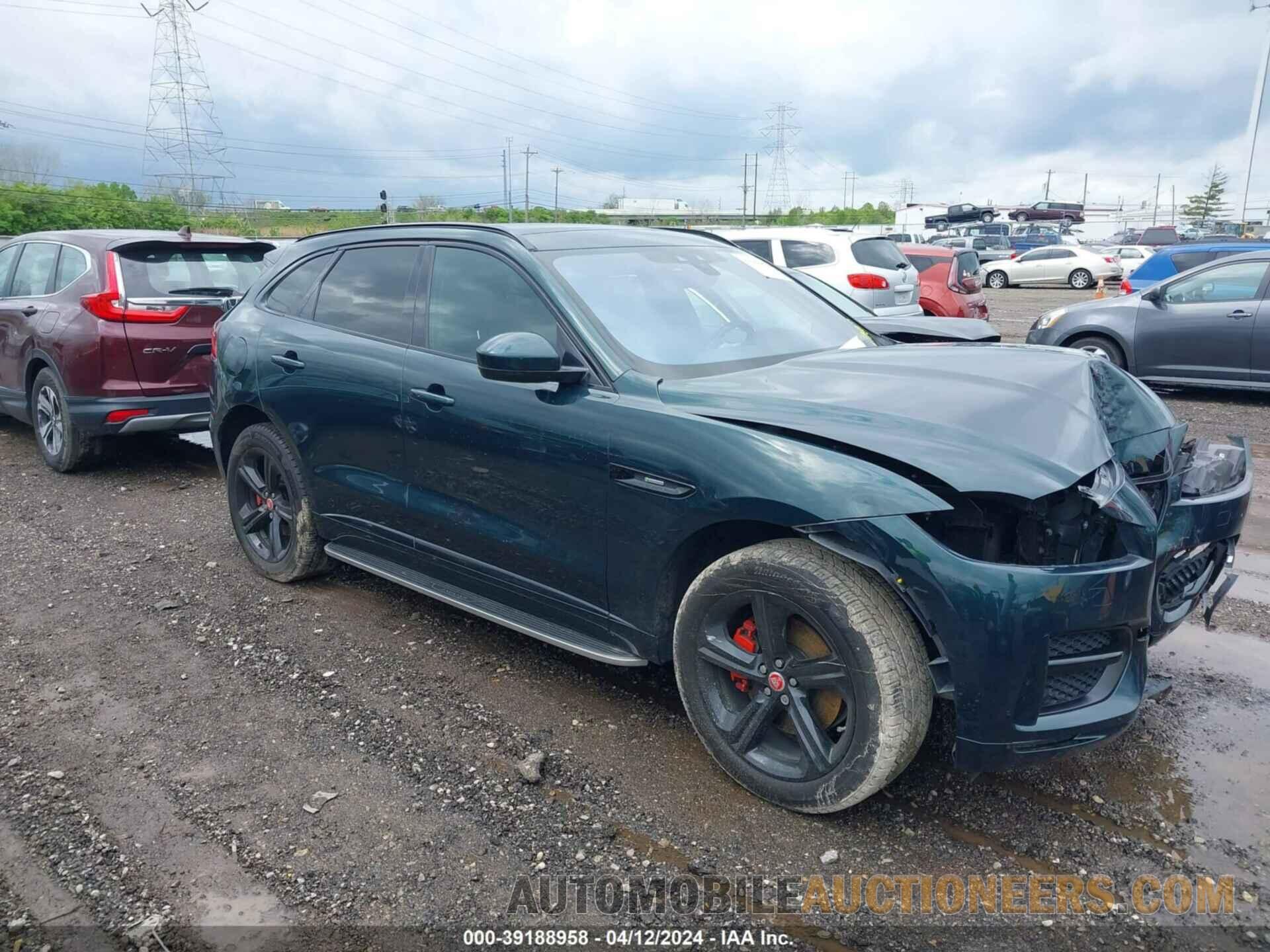 SADCL2BV6HA883945 JAGUAR F-PACE 2017