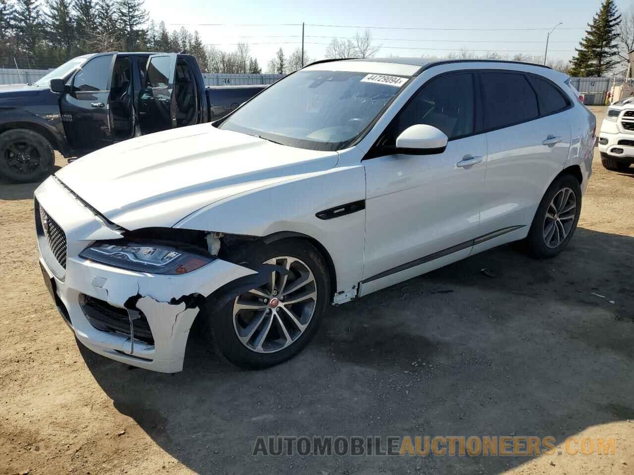 SADCL2BV7HA099029 JAGUAR F-PACE 2017