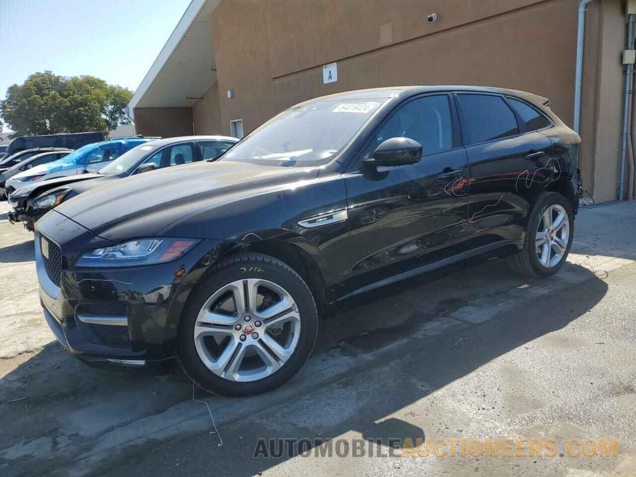 SADCL2BV8HA497382 JAGUAR F-PACE 2017