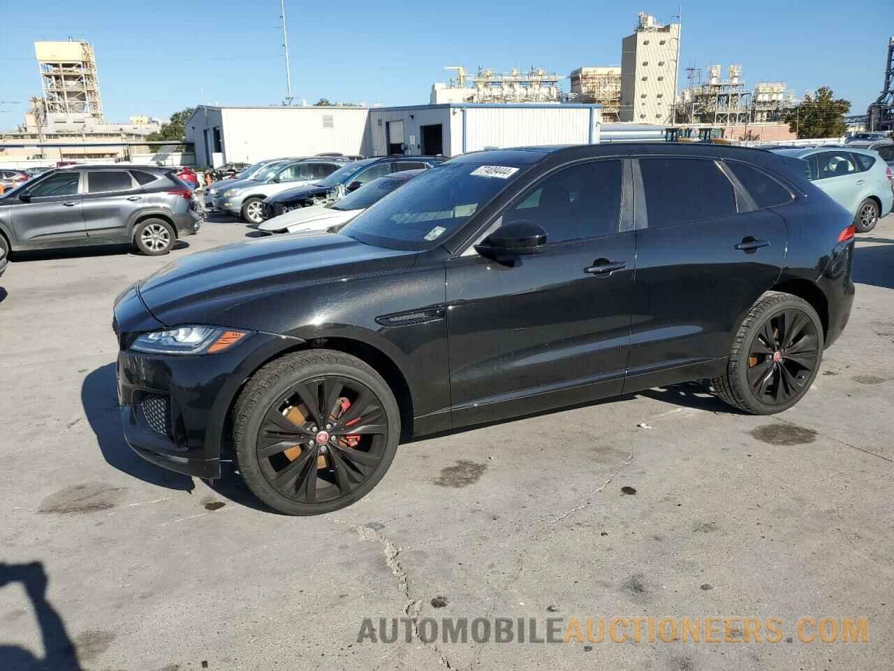 SADCM2BV3HA886685 JAGUAR F-PACE 2017