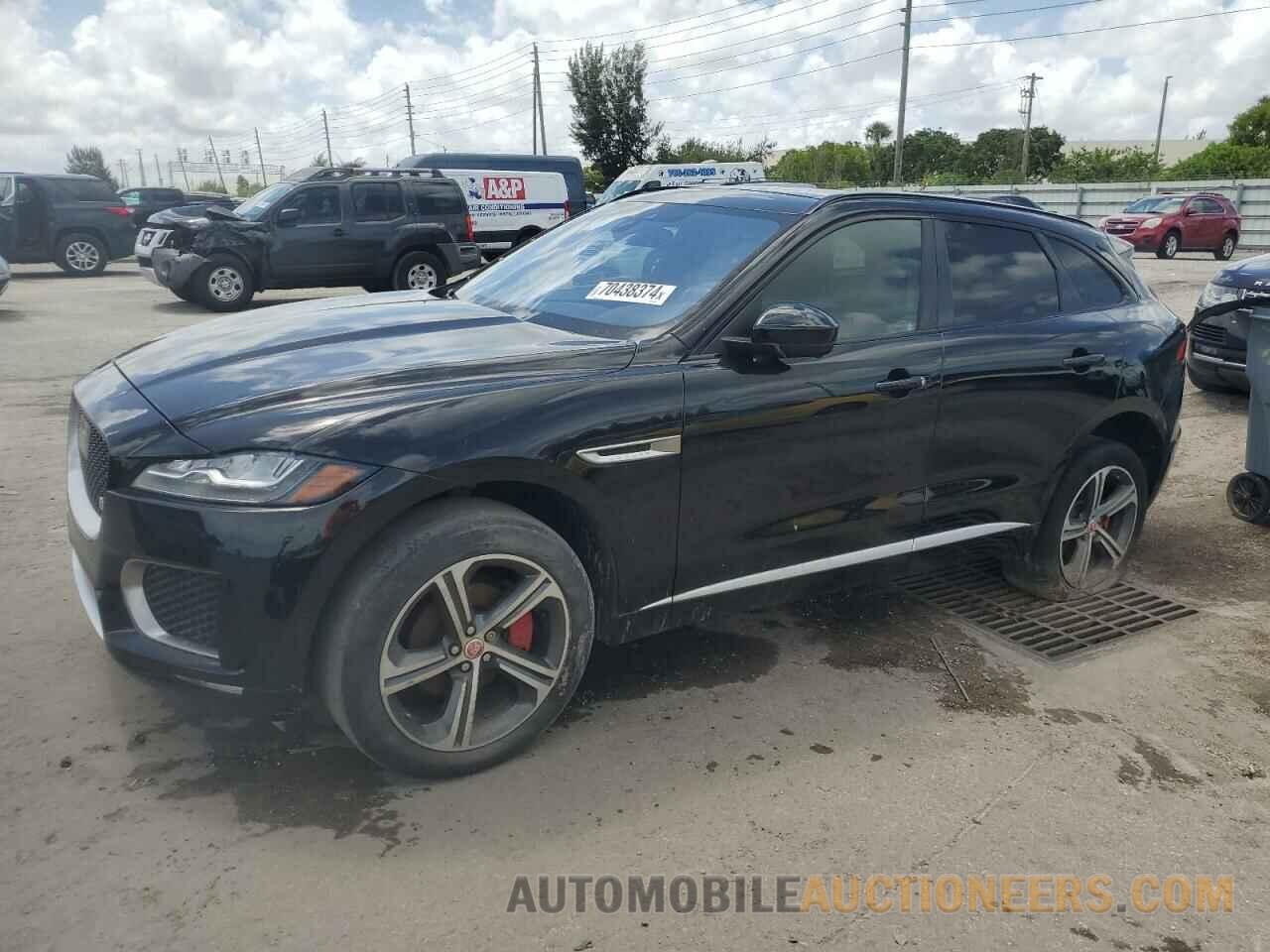 SADCM2BV5HA053034 JAGUAR F-PACE 2017