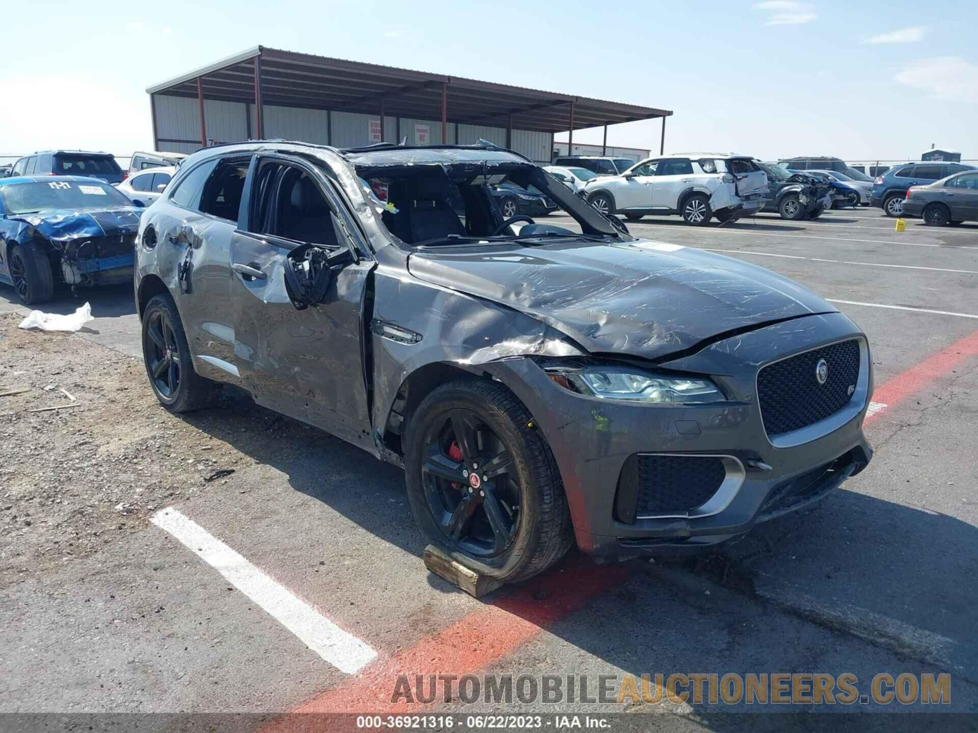 SADCM2BV5HA893296 JAGUAR F-PACE 2017