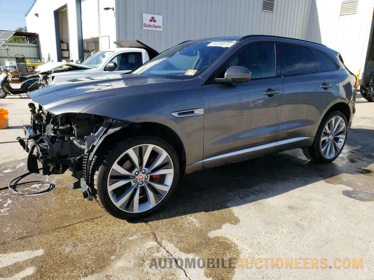 SADCM2BV5HA897994 JAGUAR F-PACE 2017