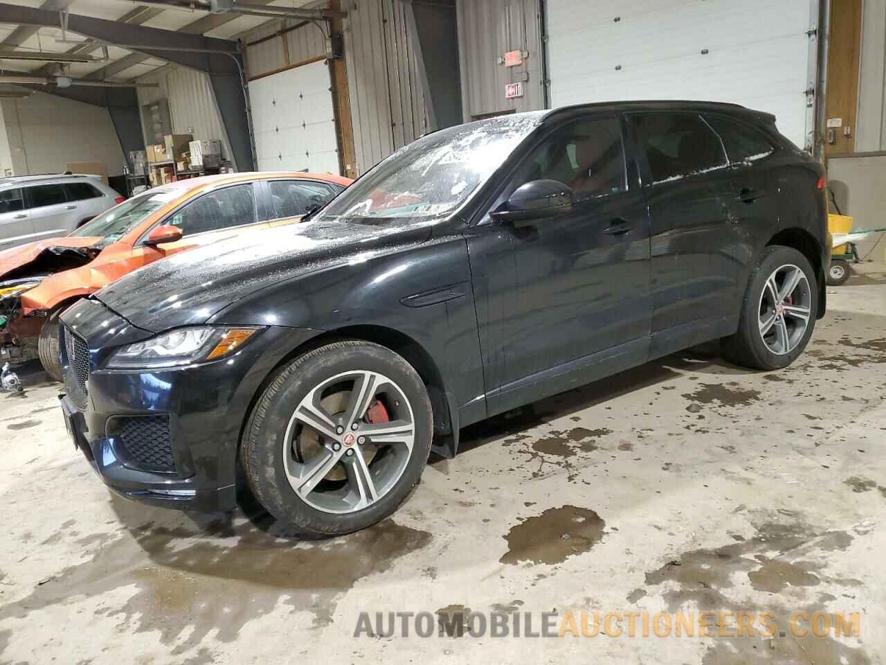 SADCM2BV6HA491416 JAGUAR F-PACE 2017