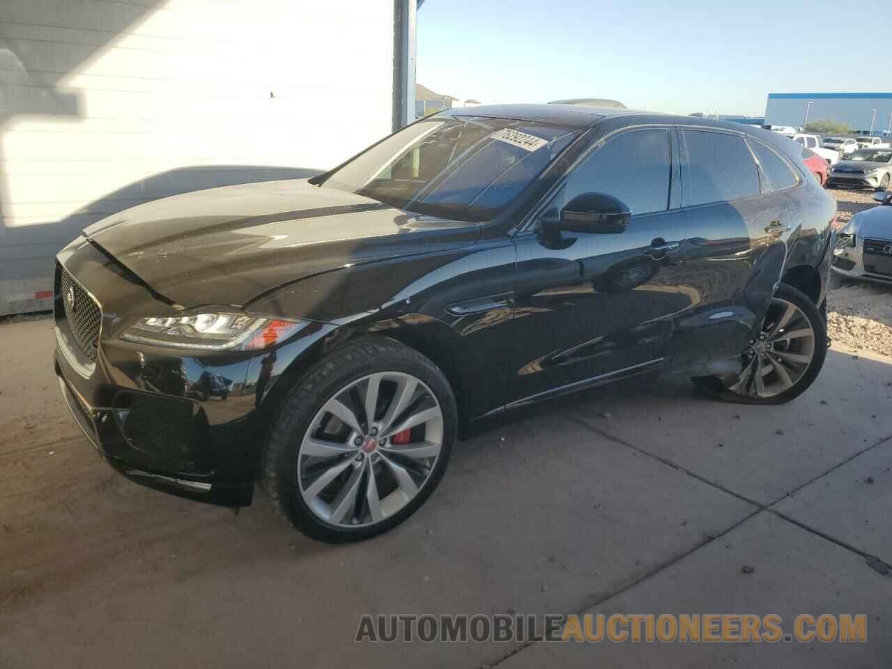 SADCM2BV7HA059059 JAGUAR F-PACE 2017