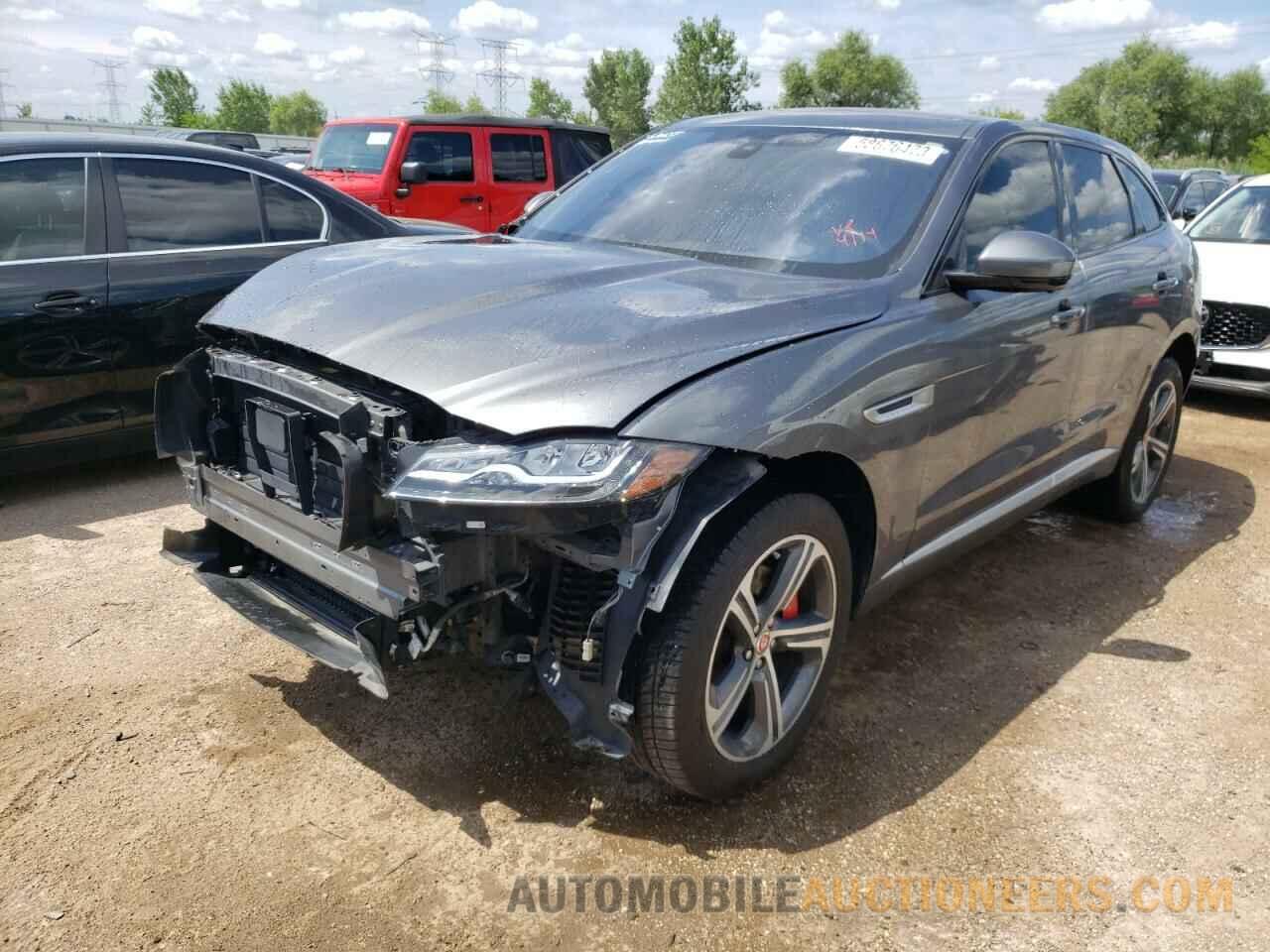 SADCM2BV7HA499864 JAGUAR F-PACE 2017