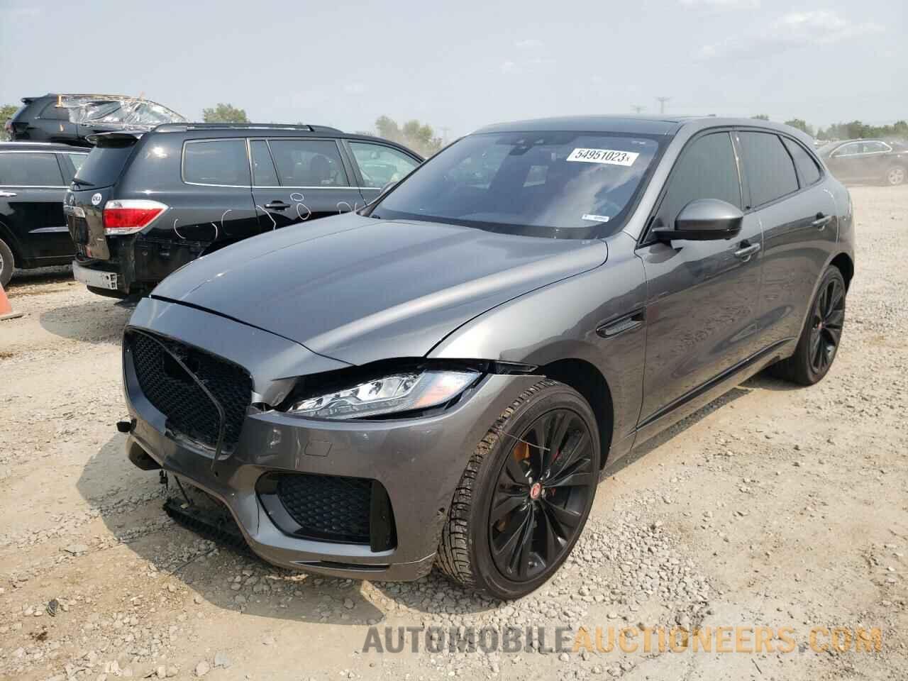 SADCM2BV8HA082608 JAGUAR F-PACE 2017