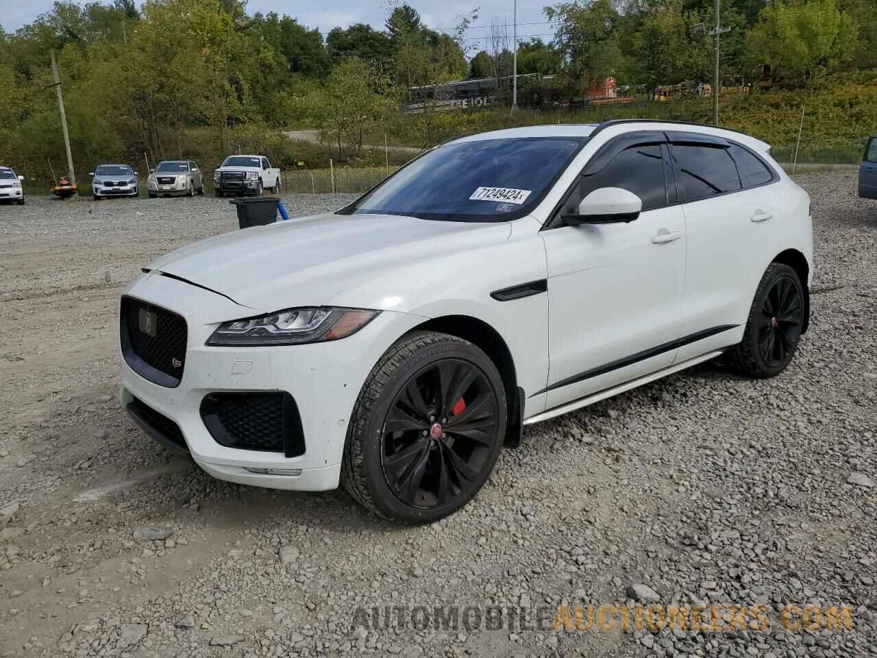 SADCM2BV9HA077627 JAGUAR F-PACE 2017