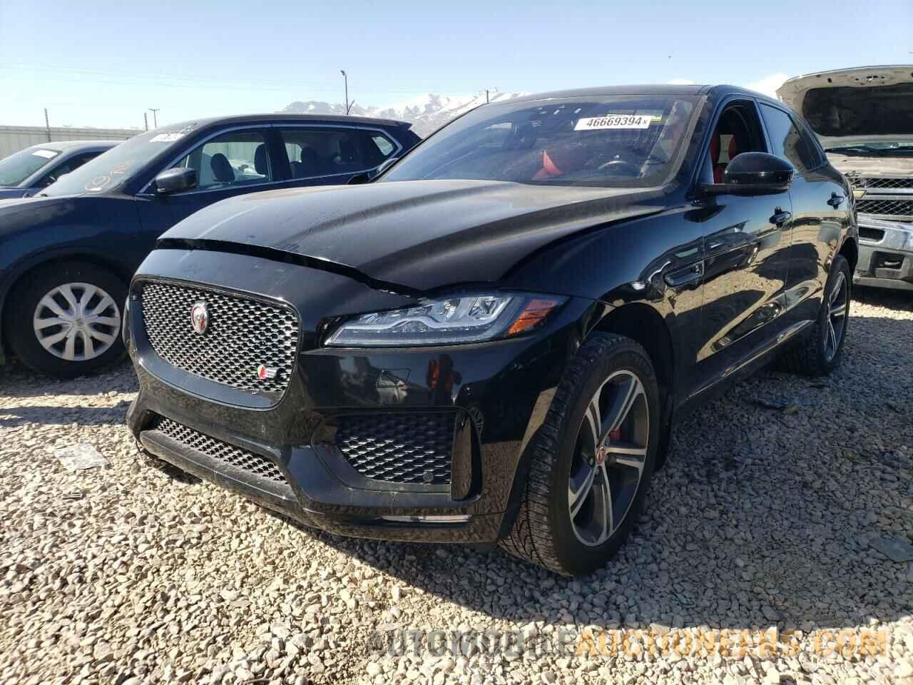 SADCM2BVXHA077667 JAGUAR F-PACE 2017