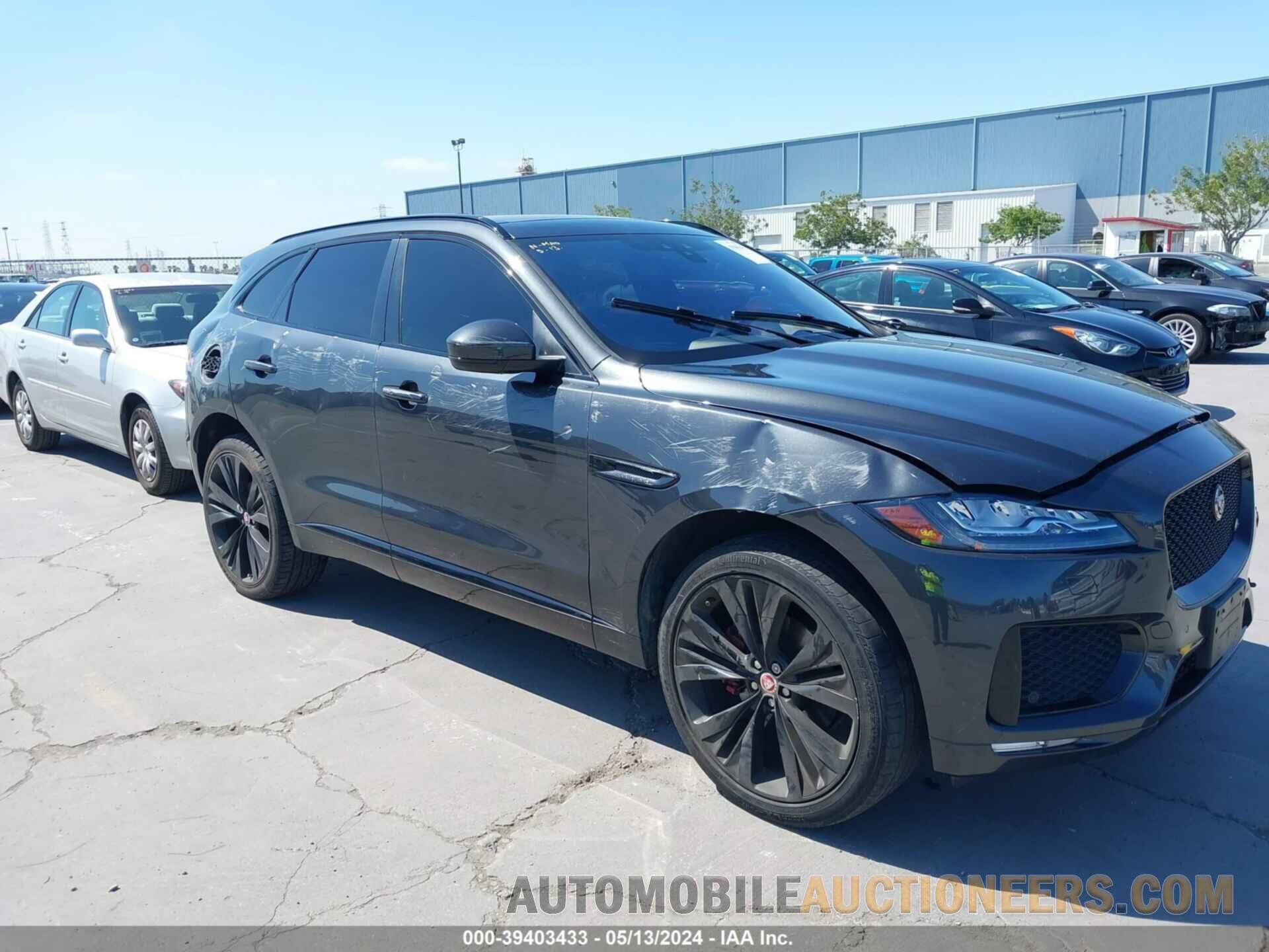 SADCM2FV3JA299581 JAGUAR F-PACE 2018