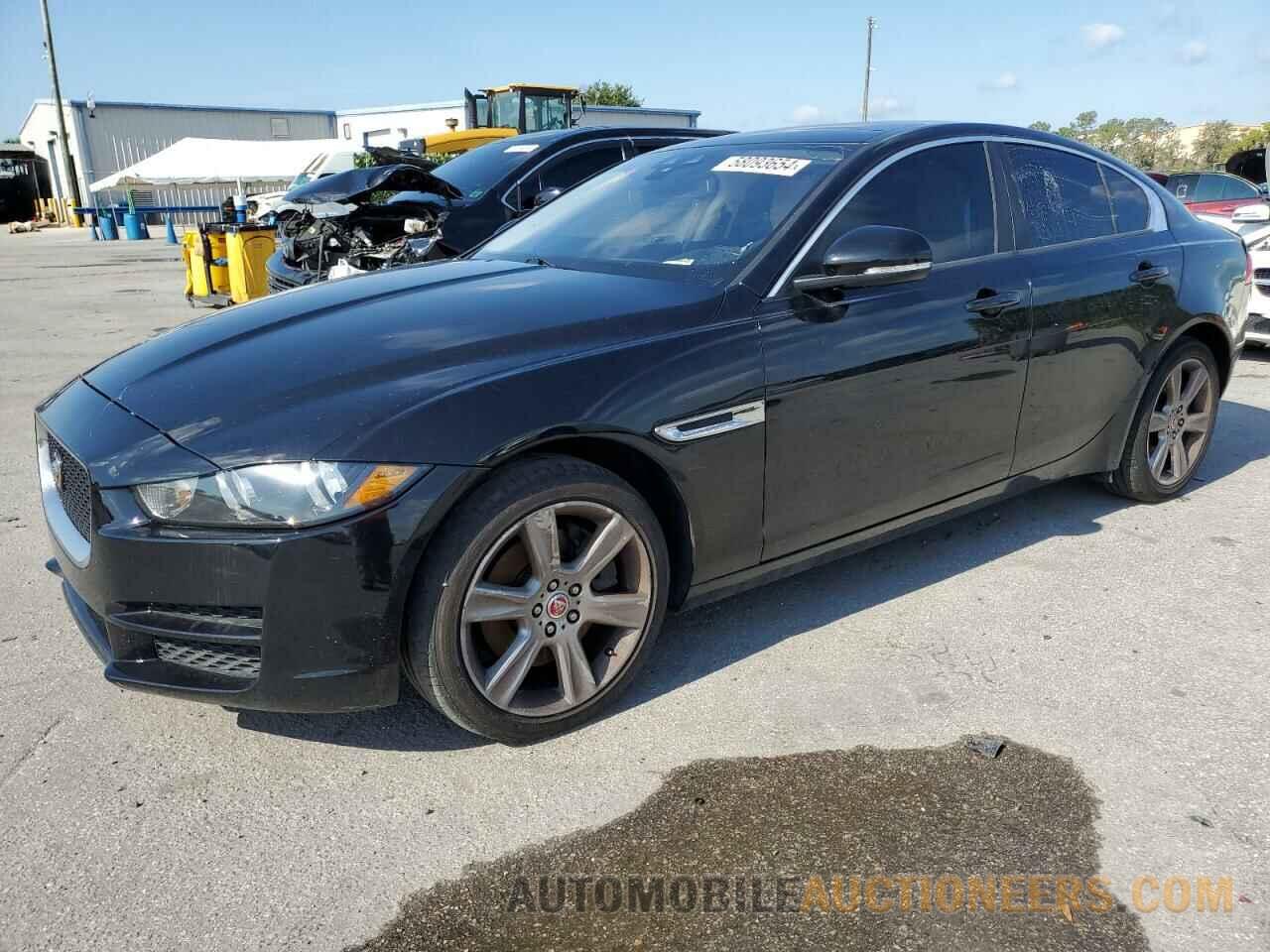 SAJAD4BG0HA978998 JAGUAR XE 2017