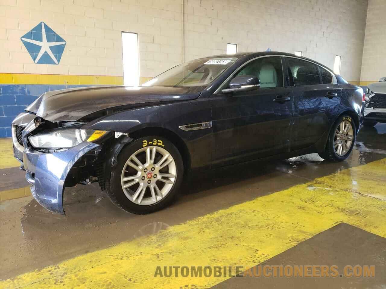 SAJAD4BG1HA962132 JAGUAR XE 2017