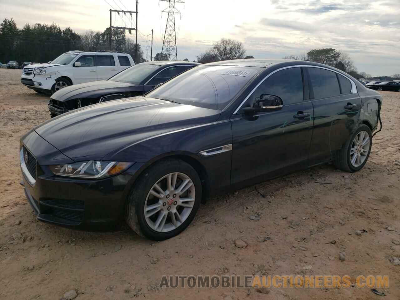 SAJAD4BG1HA970425 JAGUAR XE 2017