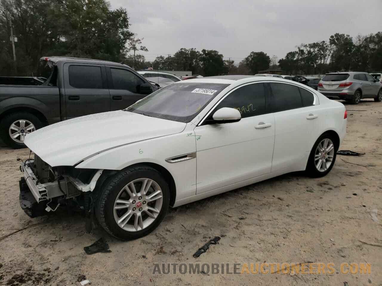 SAJAD4BG3HA947180 JAGUAR XE 2017