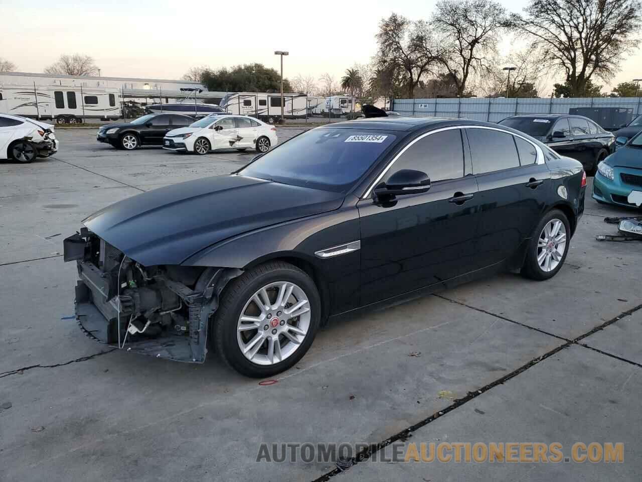 SAJAD4BG6HA963373 JAGUAR XE 2017