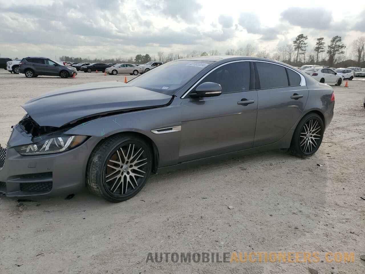 SAJAD4BG8HA962046 JAGUAR XE 2017