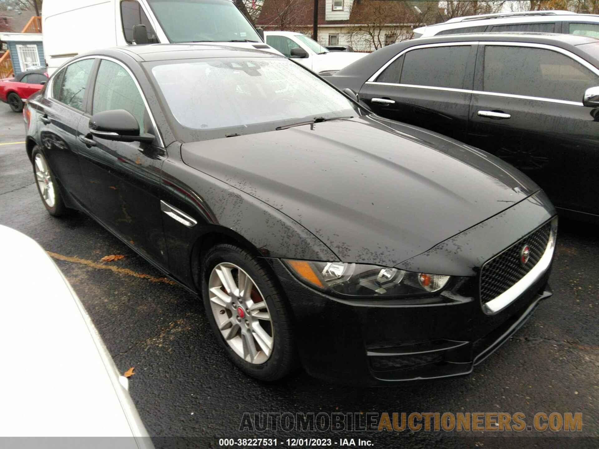 SAJAD4BN1HCP10982 JAGUAR XE 2017