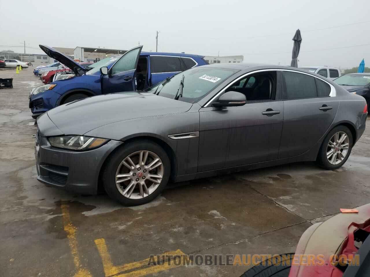 SAJAD4BN2HA968469 JAGUAR XE 2017