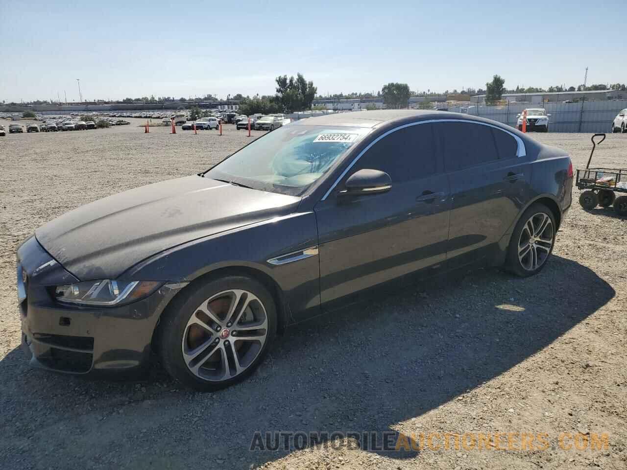 SAJAD4BV5HA972046 JAGUAR XE 2017