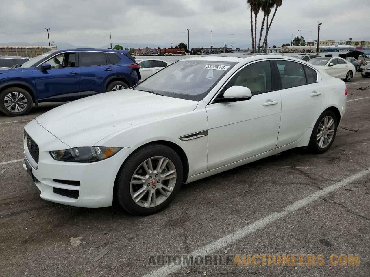 SAJAD4FN1JCP25157 JAGUAR XE 2018