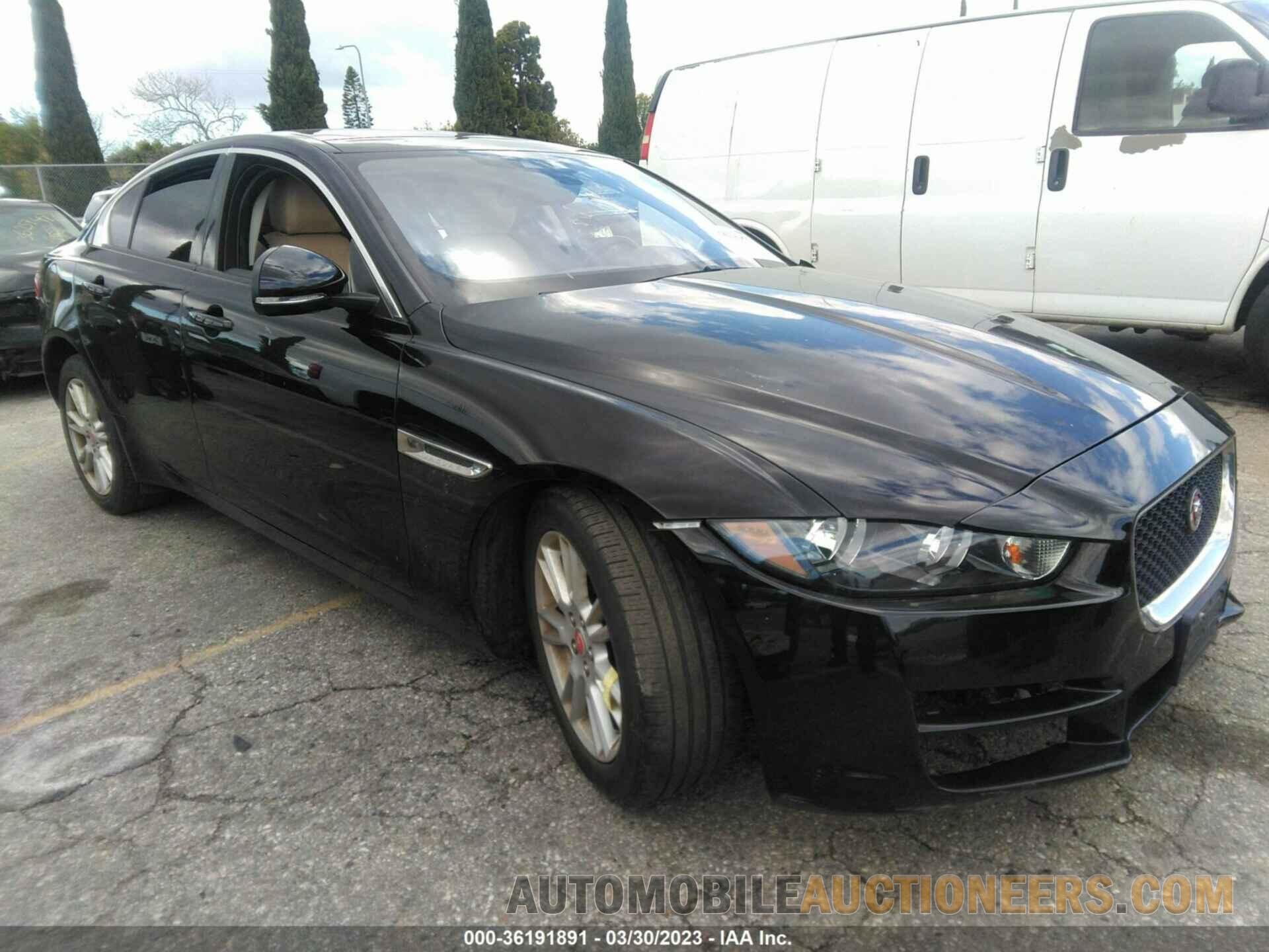 SAJAD4FN8JCP24815 JAGUAR XE 2018