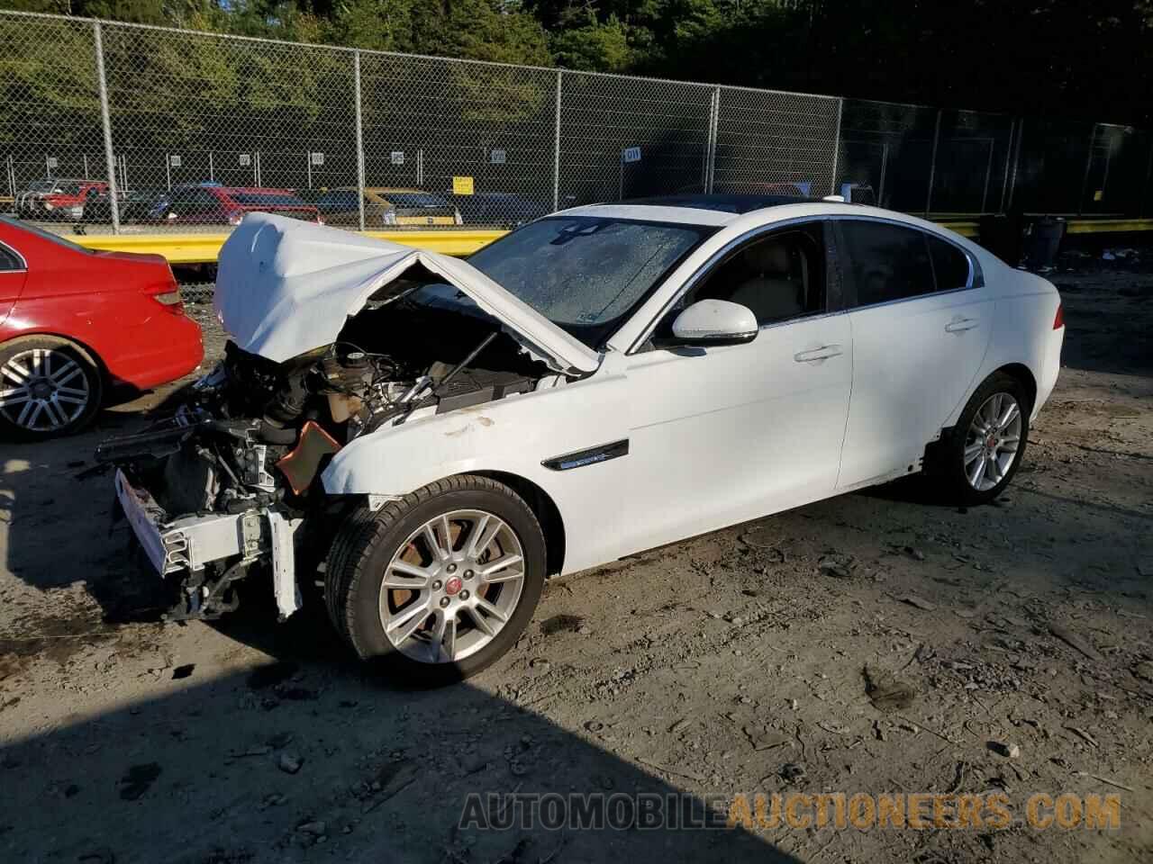 SAJAD4FX3KCP49270 JAGUAR XE 2019